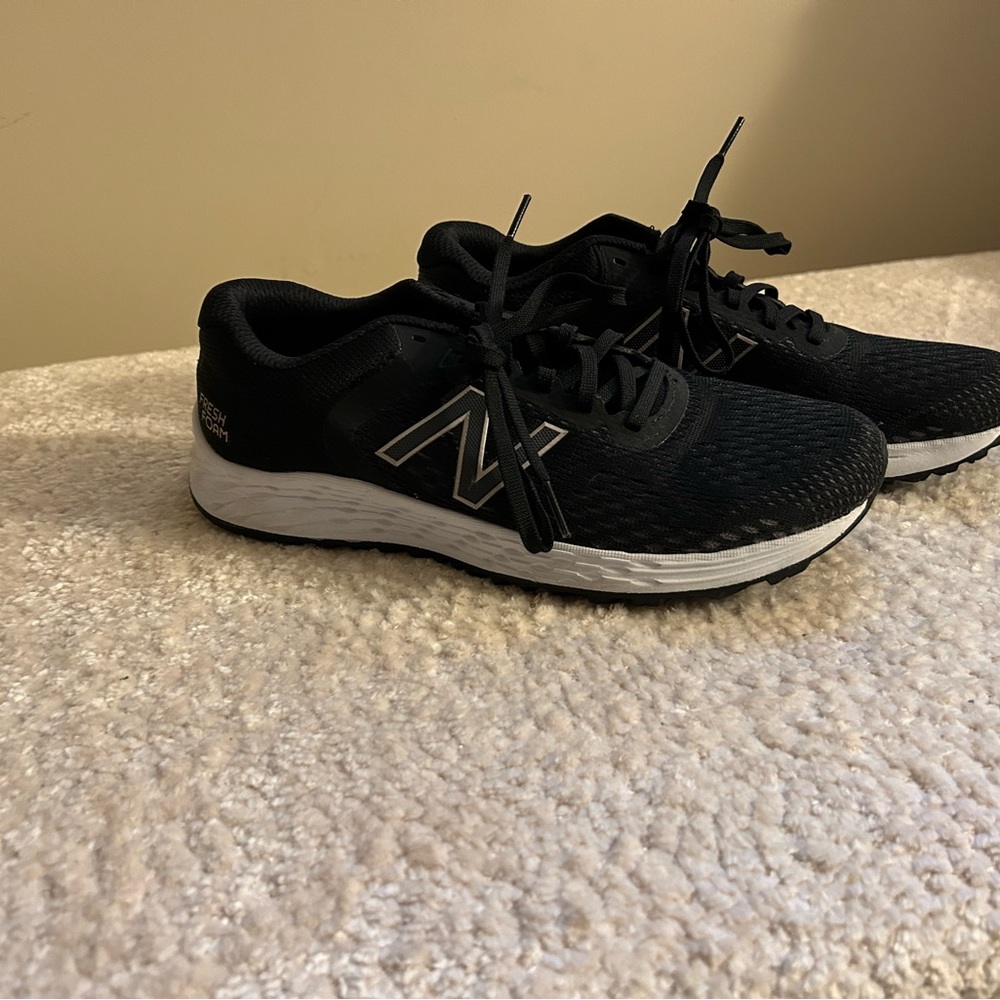 New Balance sneakers size 7